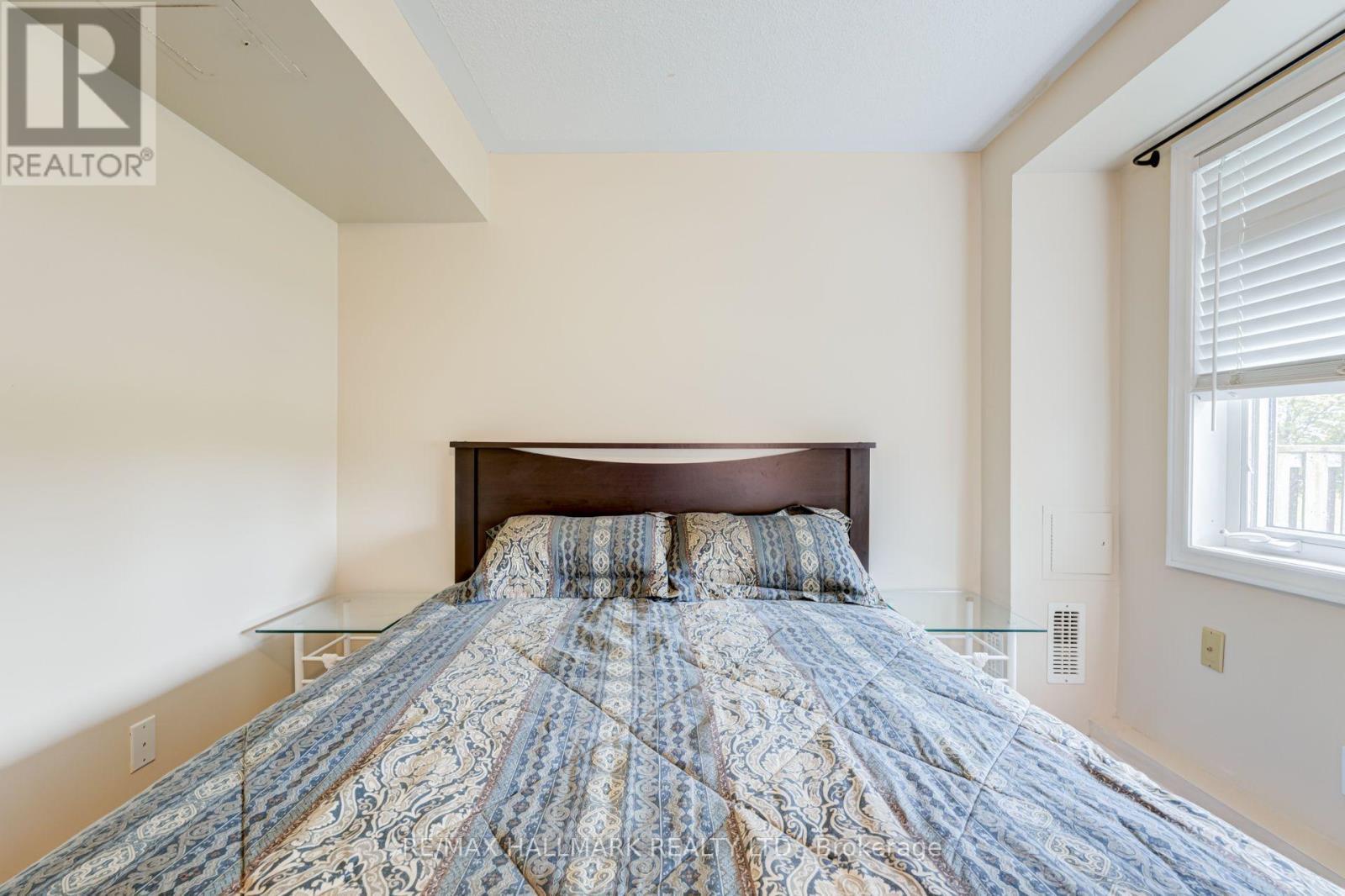 Bsmt - 97 Maple Ridge Crescent, Markham, ON - Indoor Photo Showing Bedroom