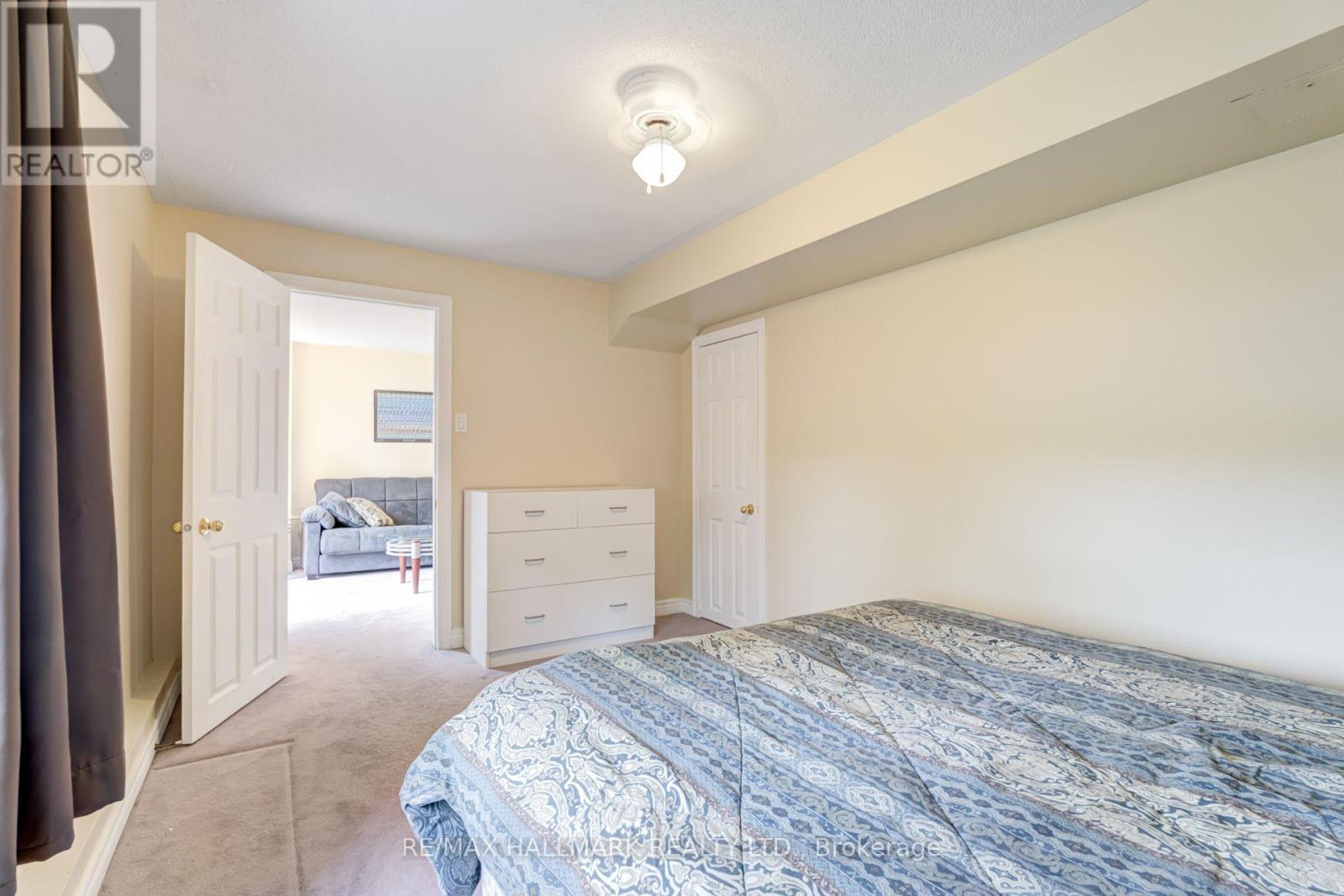 Bsmt - 97 Maple Ridge Crescent, Markham, ON - Indoor Photo Showing Bedroom