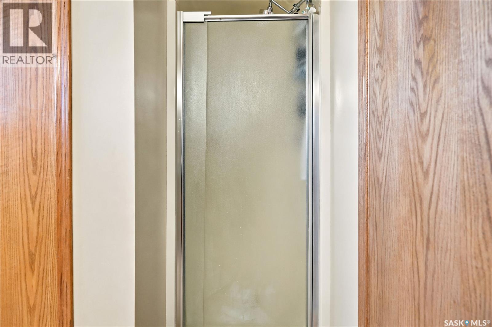 6112 Brunskill Place, Regina, SK - Indoor Photo Showing Bathroom