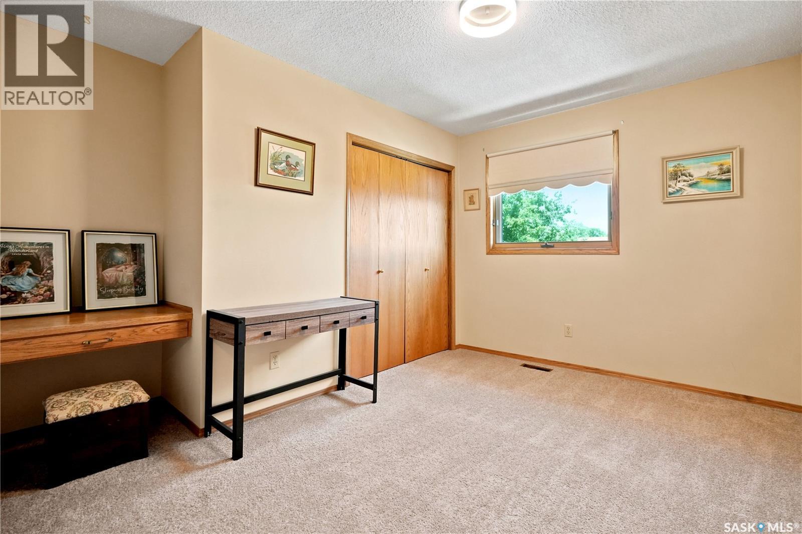 6112 Brunskill Place, Regina, SK - Indoor Photo Showing Other Room