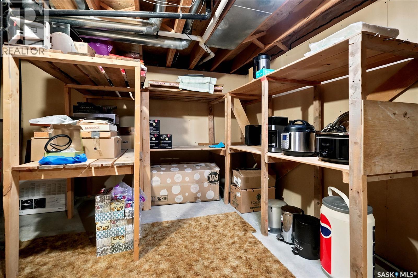 6112 Brunskill Place, Regina, SK - Indoor