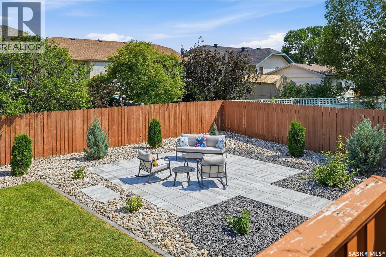 6112 Brunskill Place, Regina, SK - Outdoor With Deck Patio Veranda