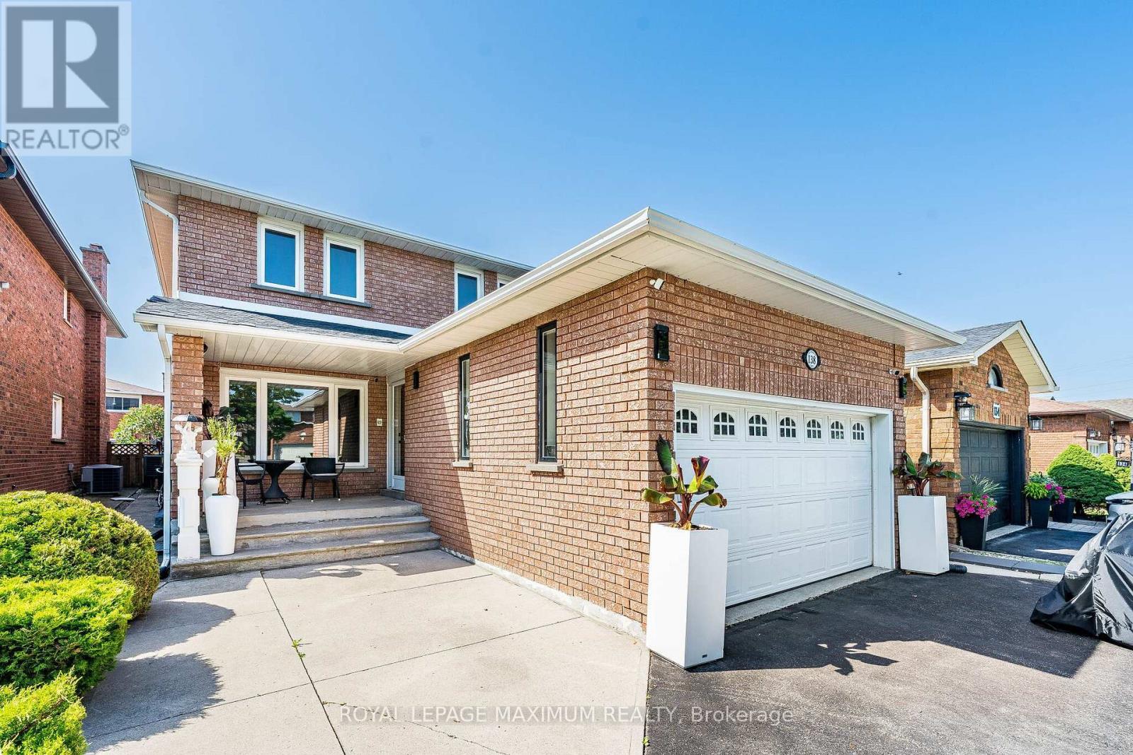 138 Jackman Crescent, Vaughan, ON - Outdoor