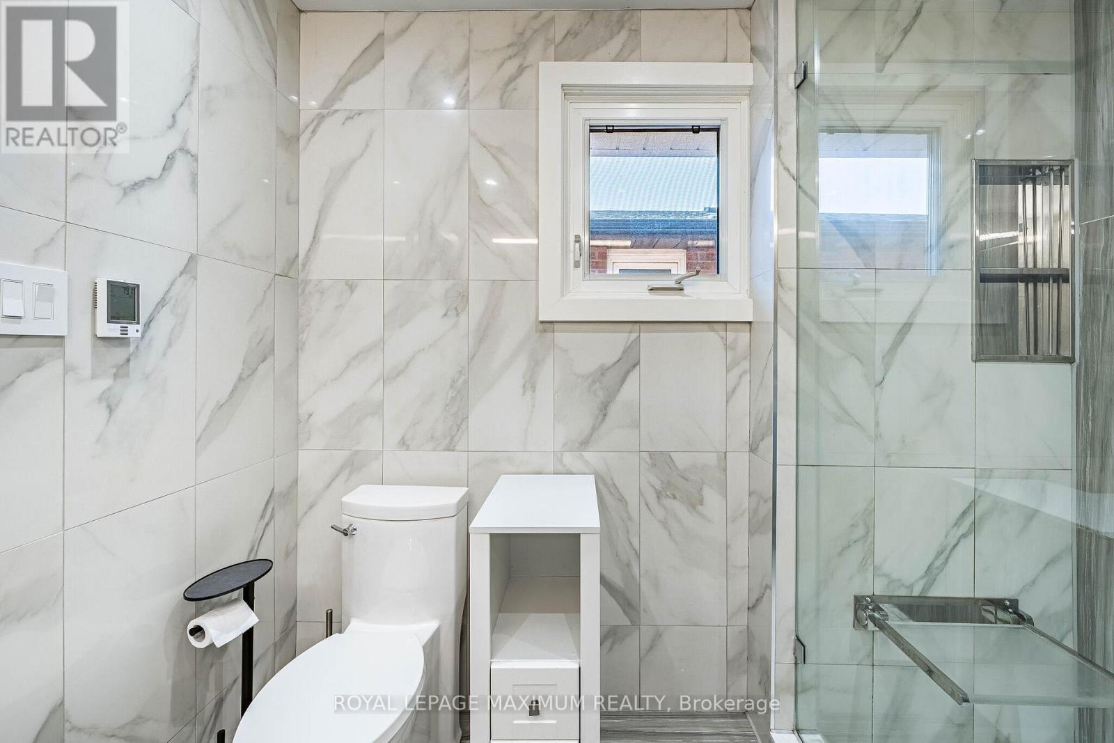 138 Jackman Crescent, Vaughan, ON - Indoor Photo Showing Bathroom