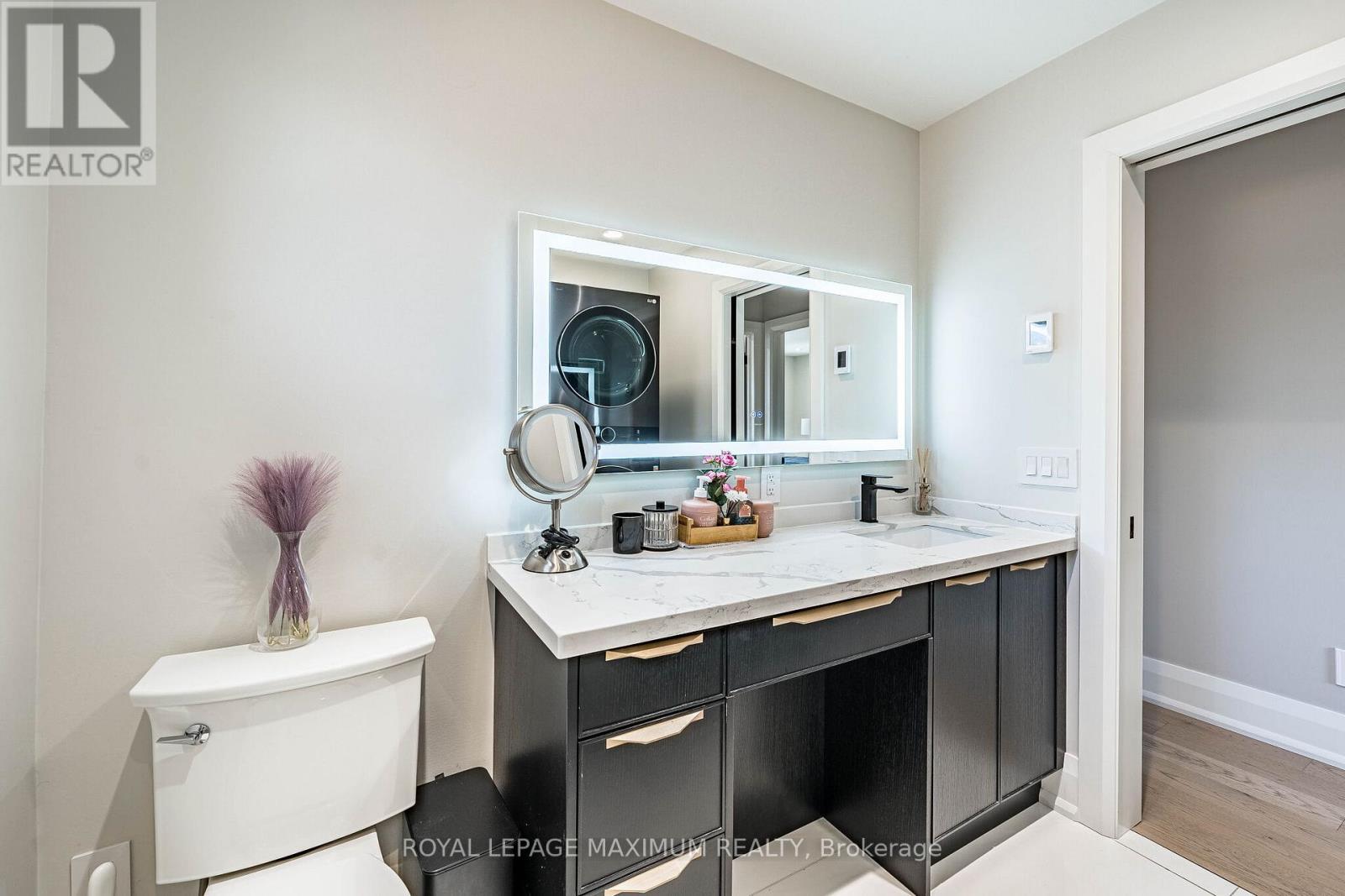 138 Jackman Crescent, Vaughan, ON - Indoor Photo Showing Bathroom