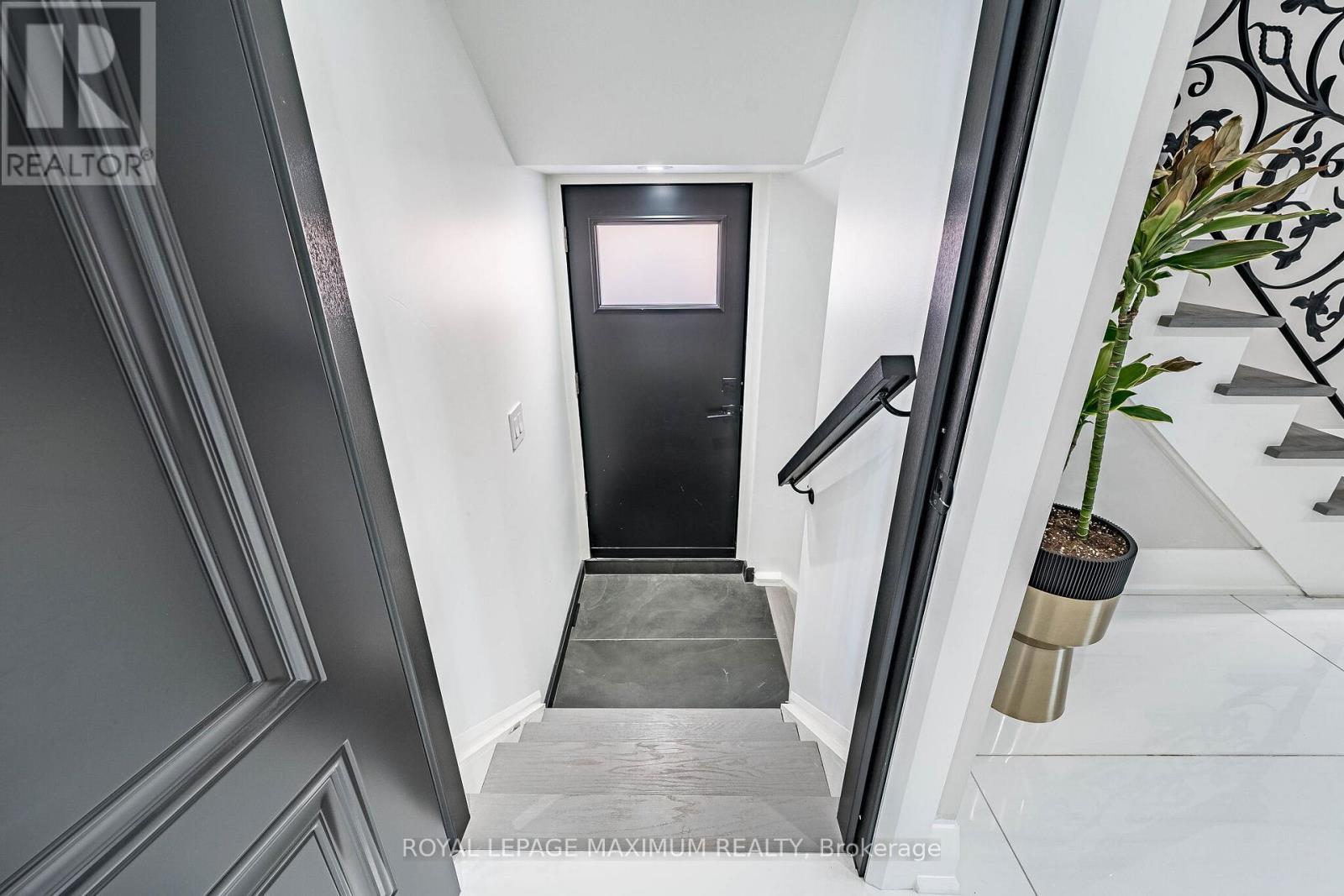138 Jackman Crescent, Vaughan, ON - Indoor Photo Showing Other Room