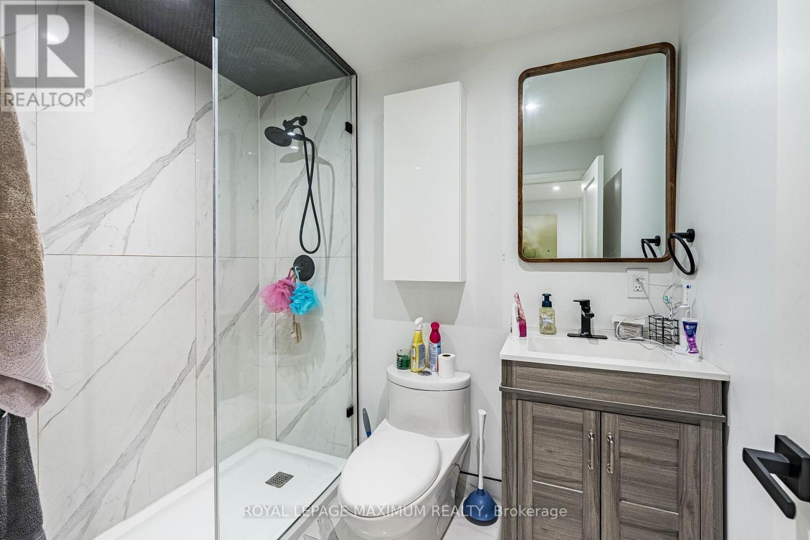 138 Jackman Crescent, Vaughan, ON - Indoor Photo Showing Bathroom