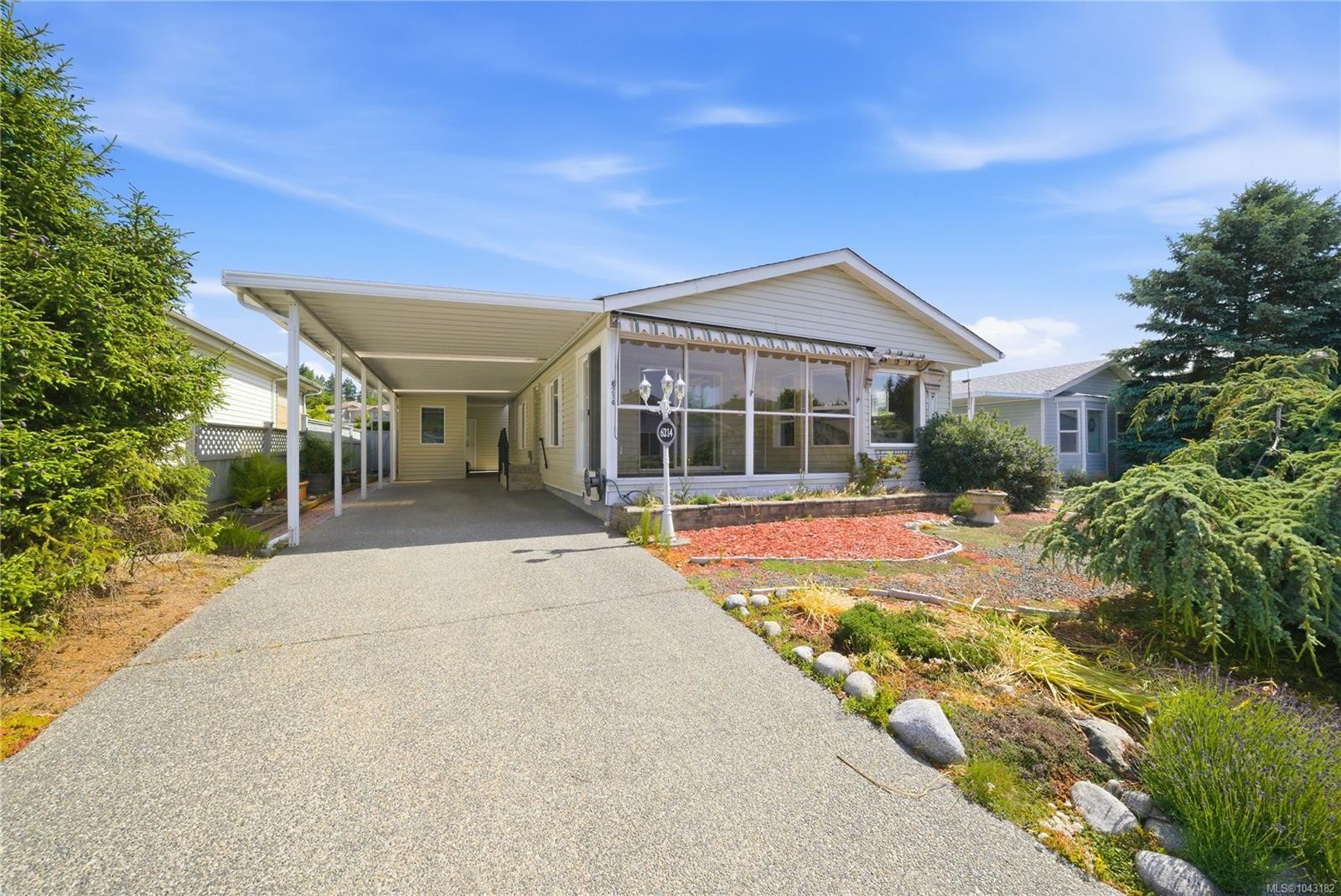 6214 Rich Rd, Nanaimo, BC