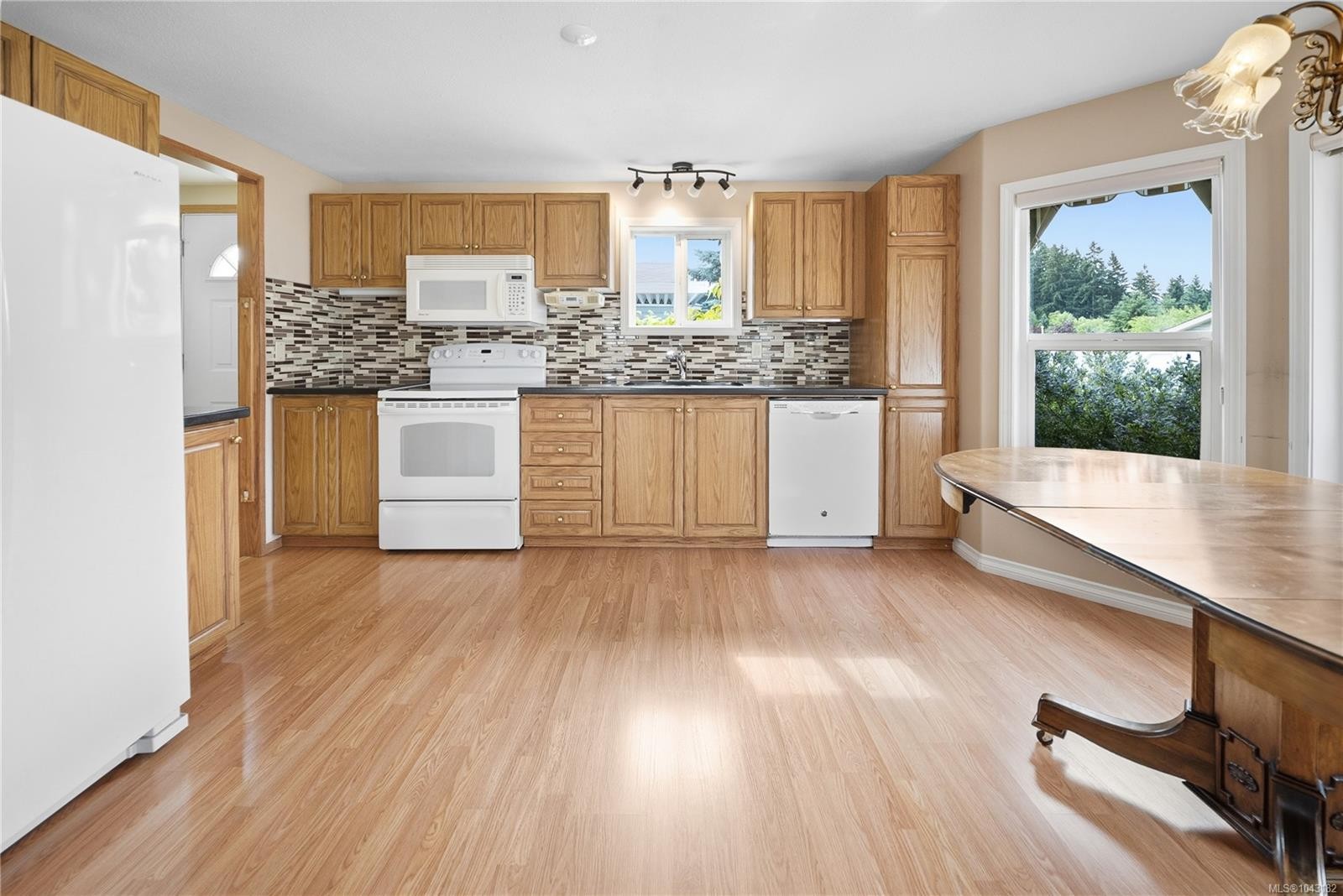 6214 Rich Rd, Nanaimo, BC