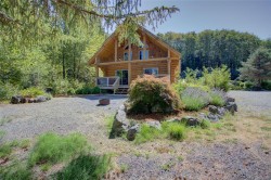#7-8631 South Shore Rd Lake Cowichan, BC V0R 2G0