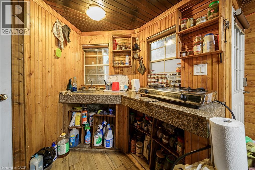 7332 Twenty Road E, Glanbrook, ON - Indoor Photo Showing Other Room