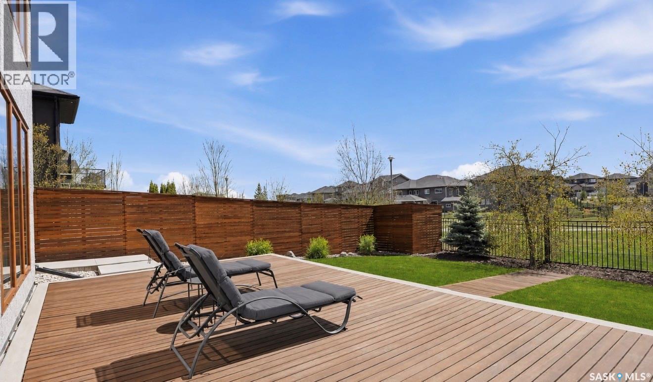 254 Whalley Crescent, Saskatoon, SK - Outdoor With Deck Patio Veranda