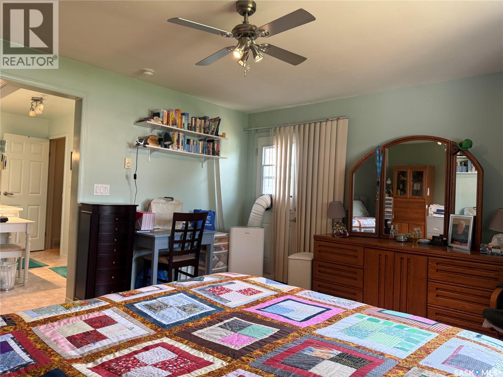 218 Rose Street, Lemberg, SK - Indoor Photo Showing Bedroom