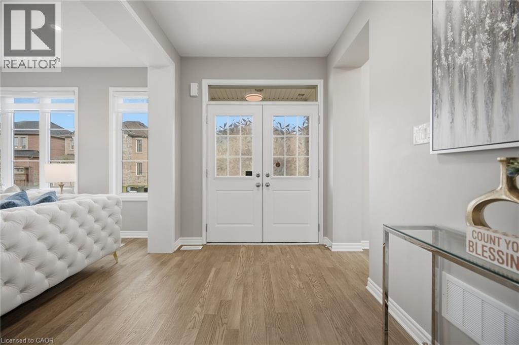 542 Boyd Lane, Milton, ON - Indoor Photo Showing Other Room