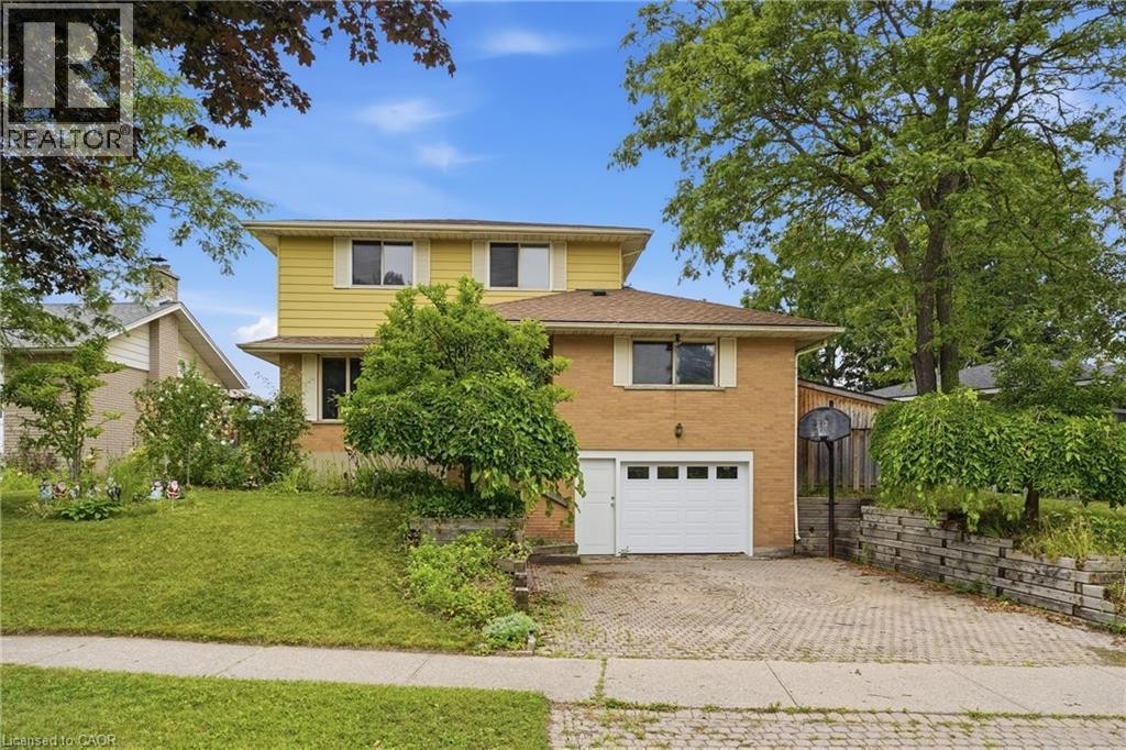 101 Crosby Drive, Kitchener, ON - Outdoor