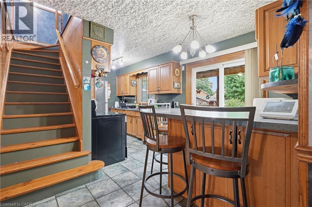 101 Crosby Drive, Kitchener, ON - Indoor Photo Showing Other Room