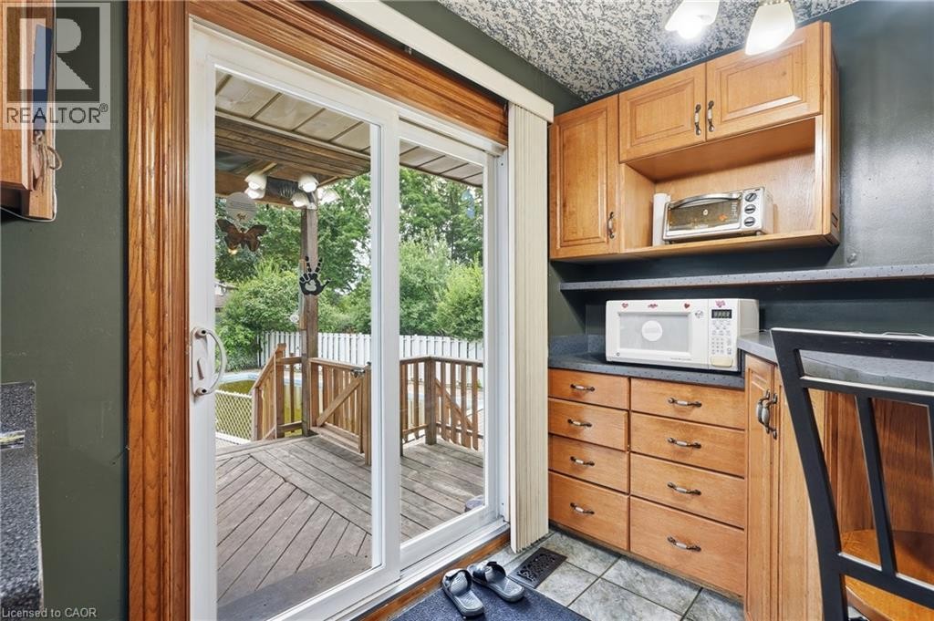 101 Crosby Drive, Kitchener, ON -