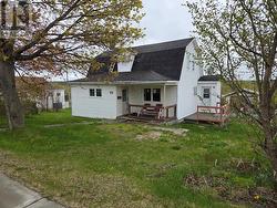 93 Circular Road Grand Falls Windsor, NL A2A 1B6