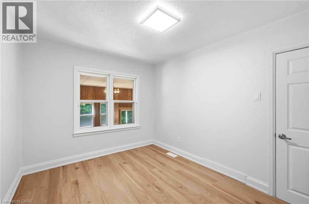 22 David Avenue, Hamilton, ON - Indoor Photo Showing Other Room