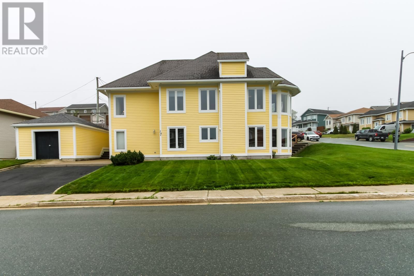 28 Pinware Crescent, Mount Pearl, NL - Outdoor