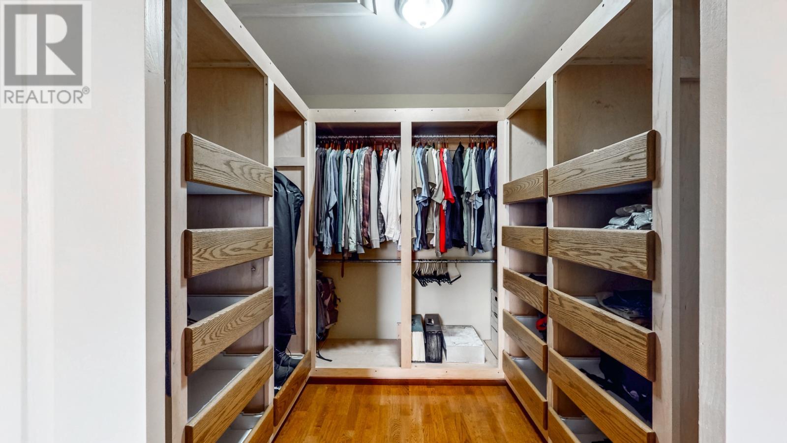 28 Pinware Crescent, Mount Pearl, NL - Indoor With Storage