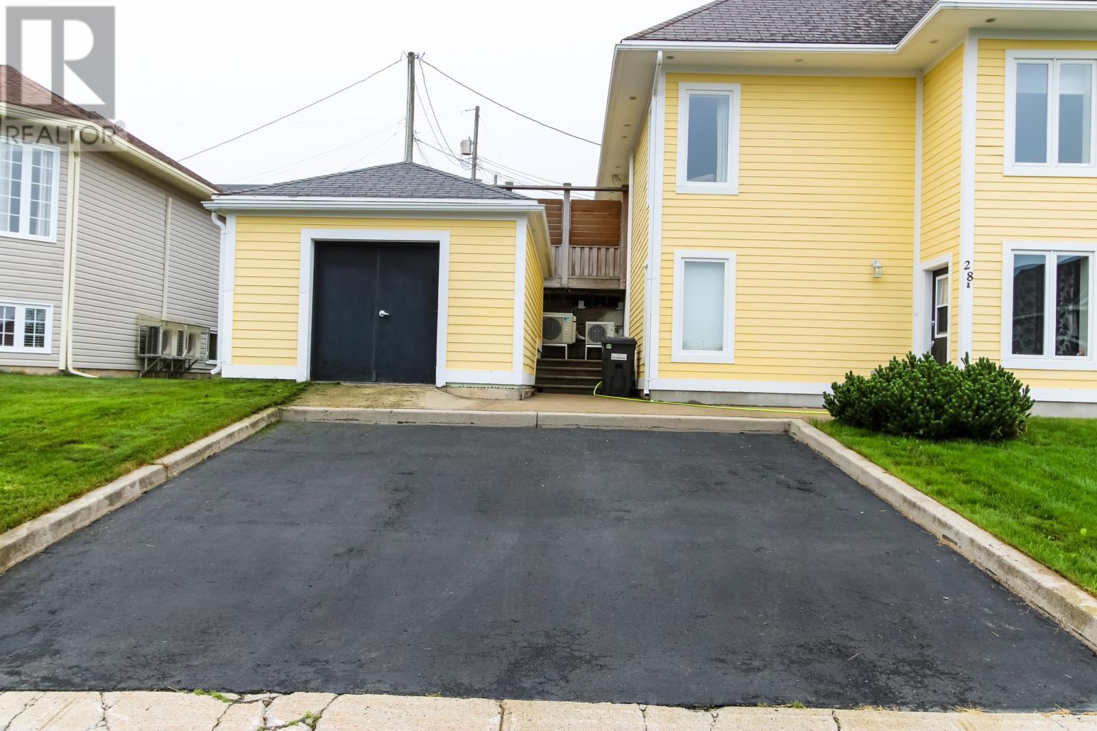 28 Pinware Crescent, Mount Pearl, NL - Outdoor