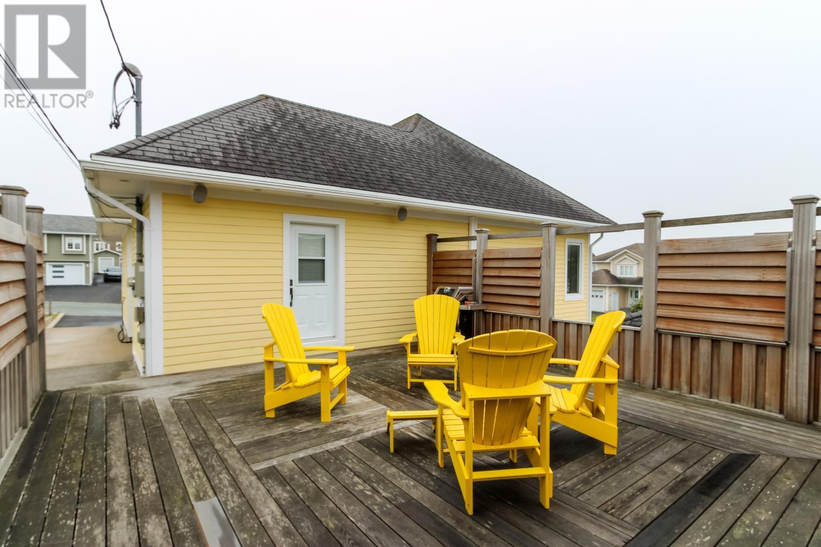 28 Pinware Crescent, Mount Pearl, NL - Outdoor With Deck Patio Veranda With Exterior