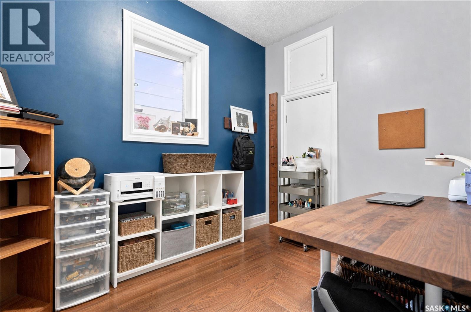 704 32Nd Street W, Saskatoon, SK - Indoor