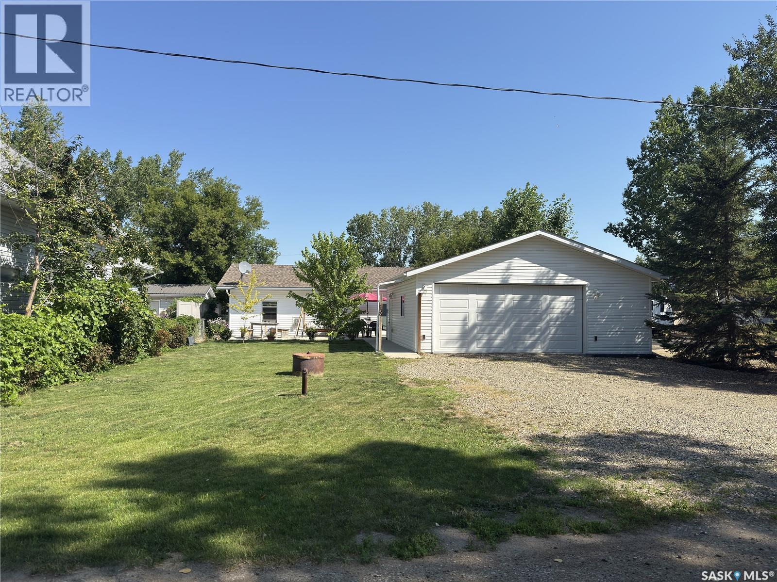139 Lakeview Drive, Island View, SK - Outdoor