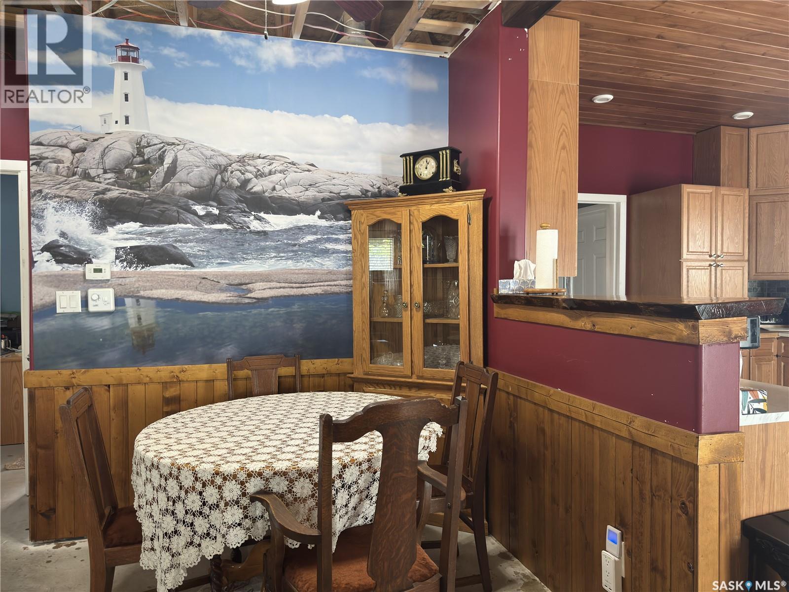 139 Lakeview Drive, Island View, SK - Indoor Photo Showing Dining Room