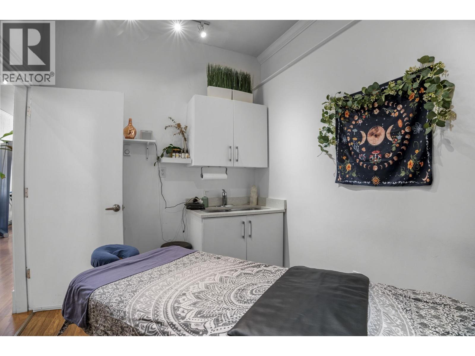 1126 Commercial Drive, Vancouver, BC