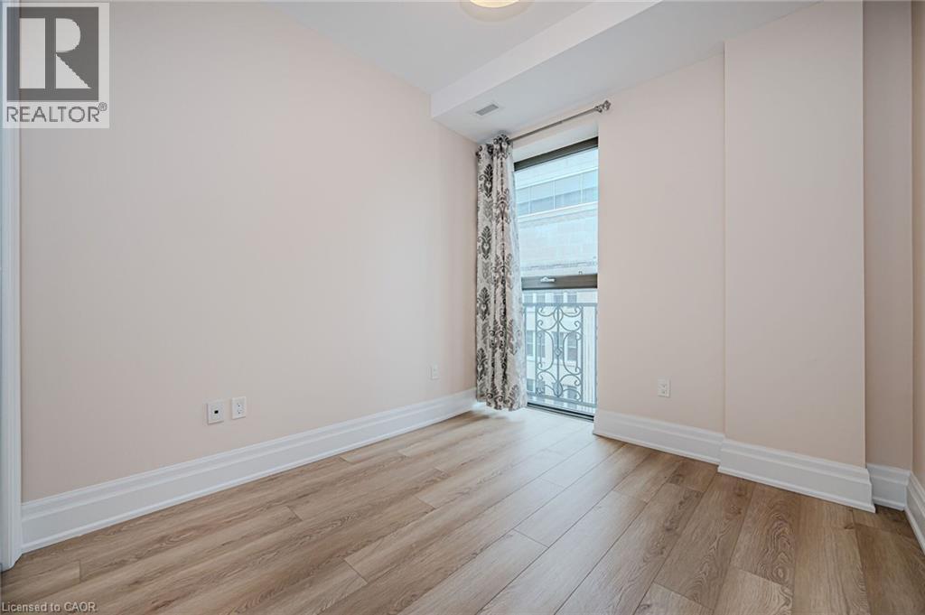 112 King Street E Unit# 806, Hamilton, ON - Indoor Photo Showing Other Room