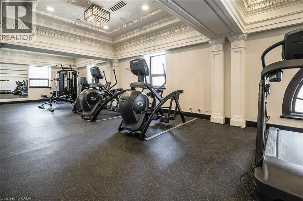 112 King Street E Unit# 806, Hamilton, ON - Indoor Photo Showing Gym Room