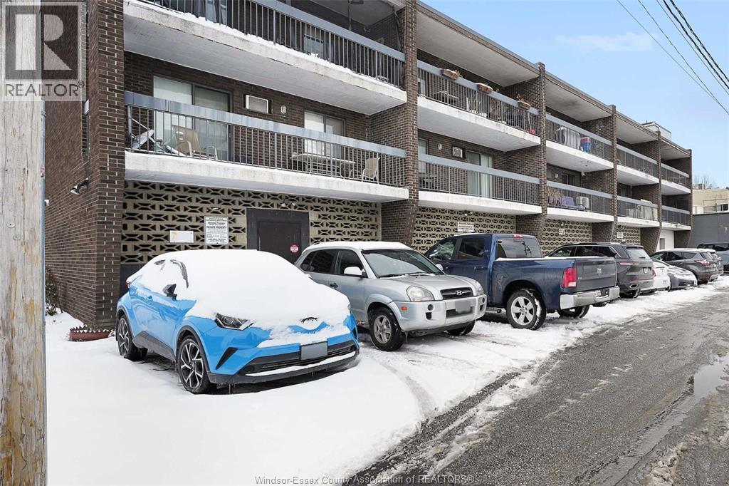 995 Elsmere, Windsor, ON
