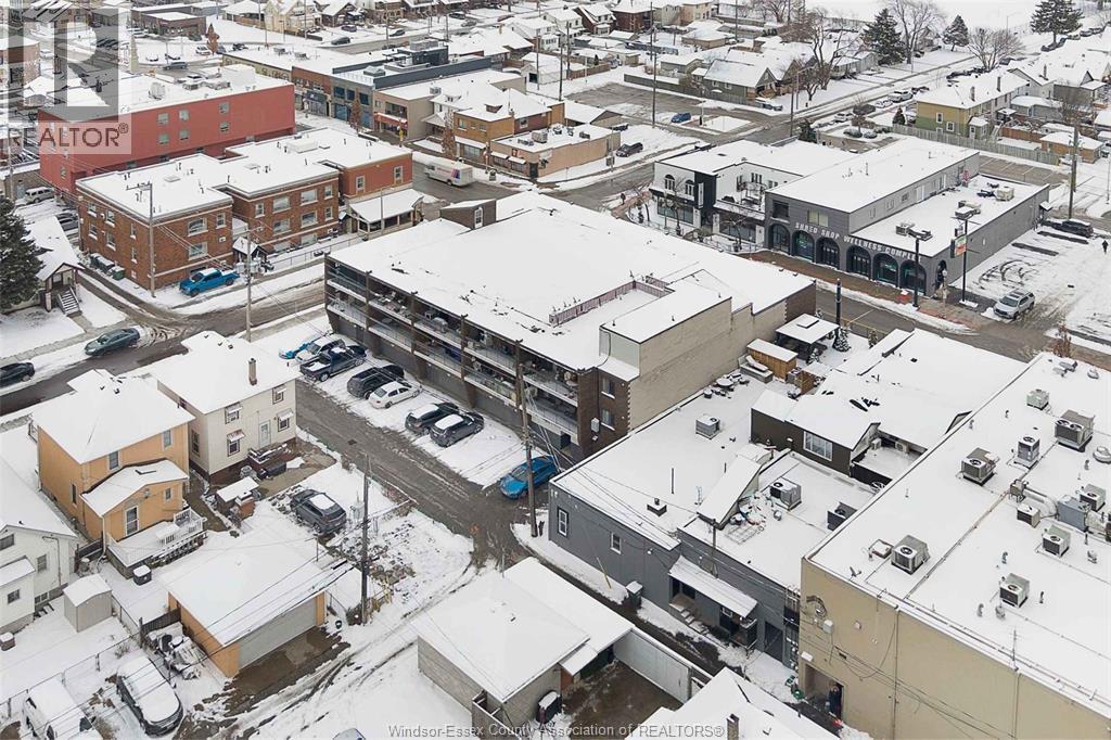 995 Elsmere, Windsor, ON