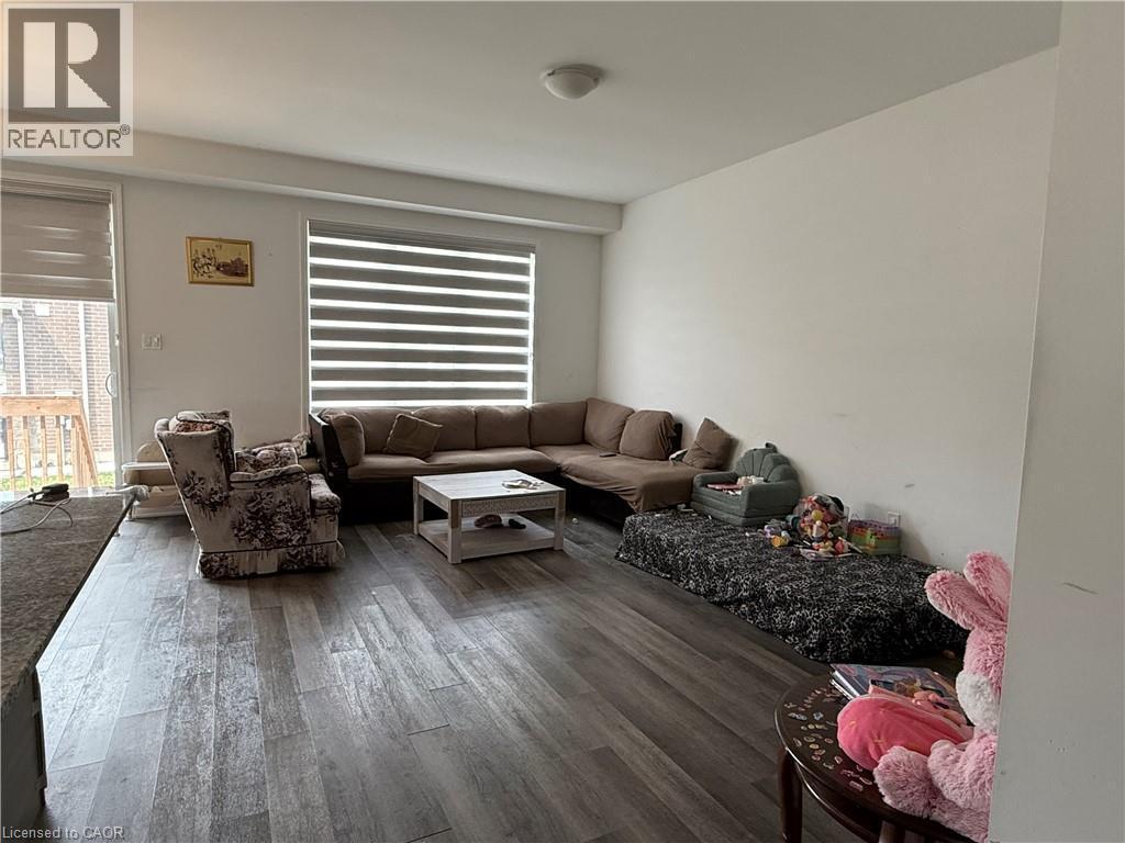 219 Histand Trail, Kitchener, ON - Indoor Photo Showing Living Room