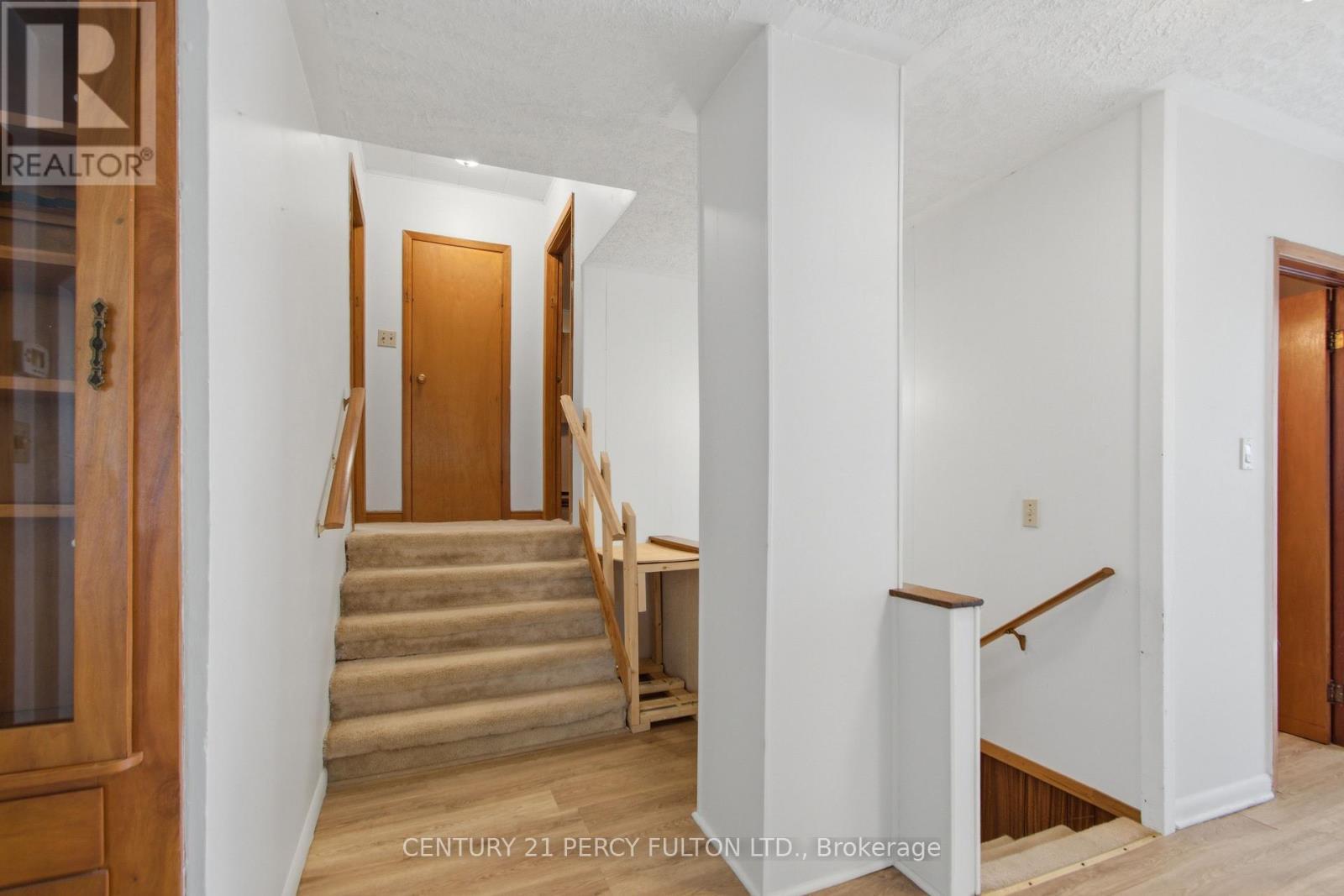 7 Valleyview Crescent, Belleville, ON - Indoor Photo Showing Other Room