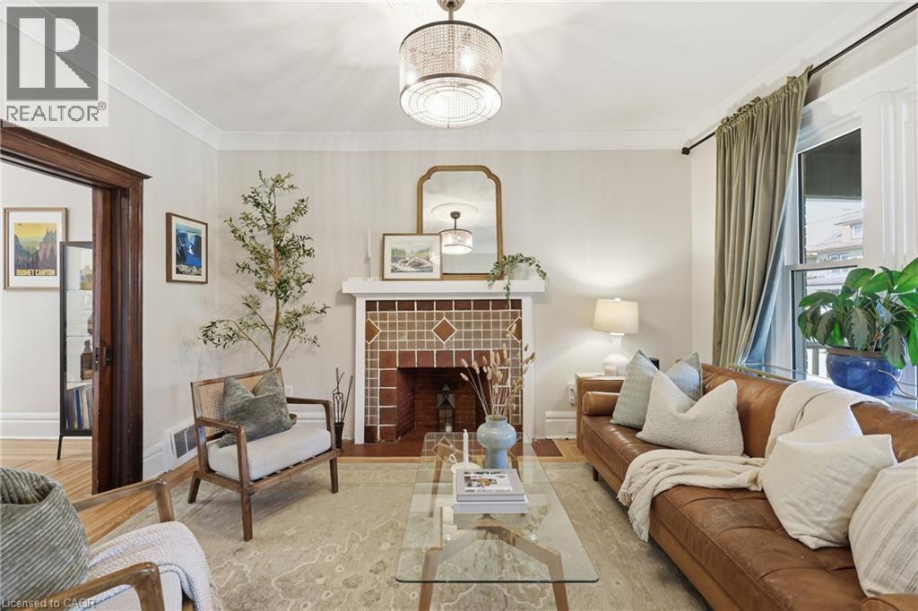 70 Gage Avenue S, Hamilton, ON - Indoor Photo Showing Living Room With Fireplace