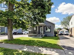 102 WOODWARD AVENUE Brampton, ON L6V 1K6