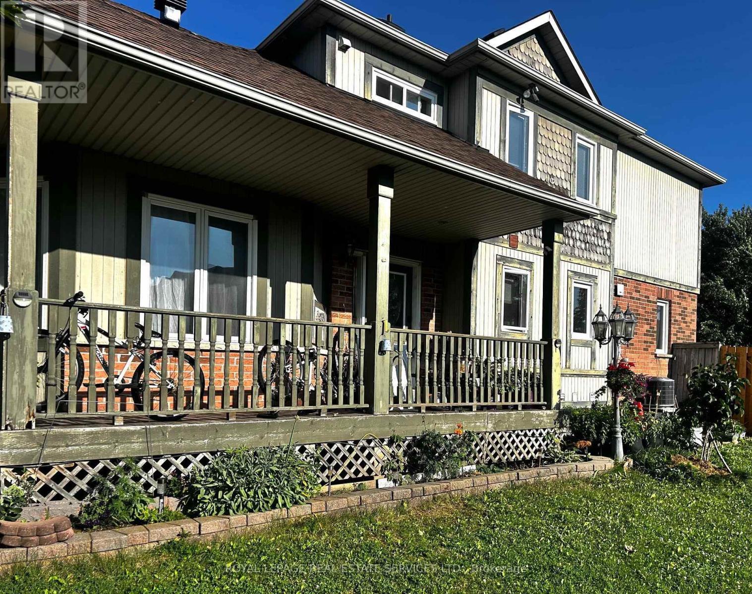 5252 Bushelgrove Circle, Mississauga, ON - Outdoor With Deck Patio Veranda