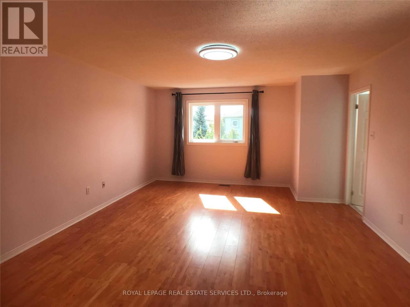 5252 Bushelgrove Circle, Mississauga, ON - Indoor Photo Showing Other Room