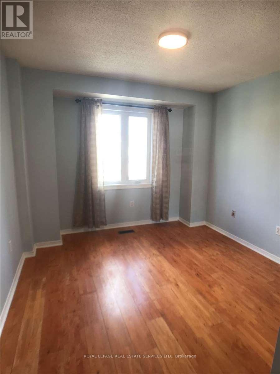5252 Bushelgrove Circle, Mississauga, ON - Indoor Photo Showing Other Room