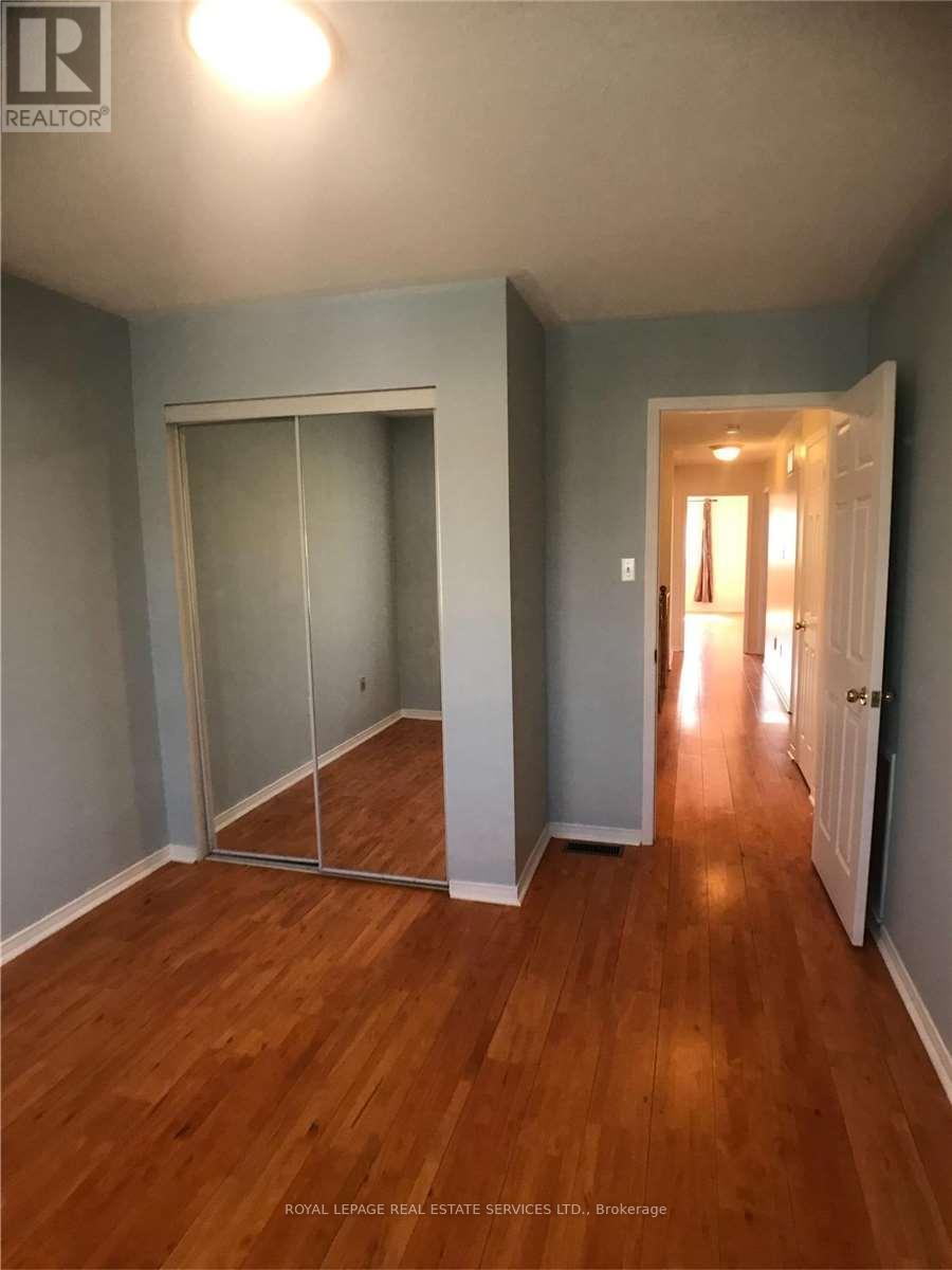 5252 Bushelgrove Circle, Mississauga, ON - Indoor Photo Showing Other Room