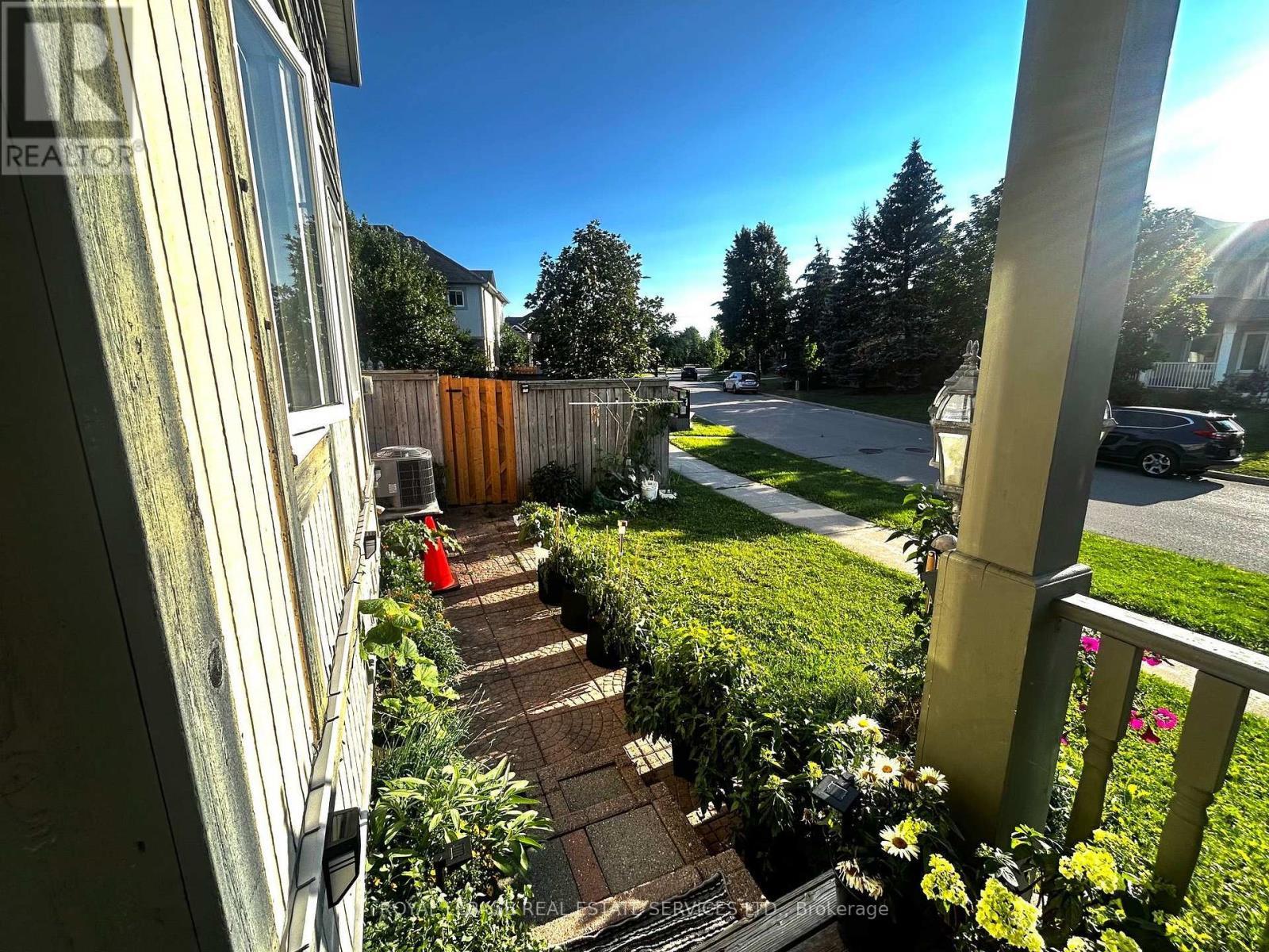 5252 Bushelgrove Circle, Mississauga, ON - Outdoor