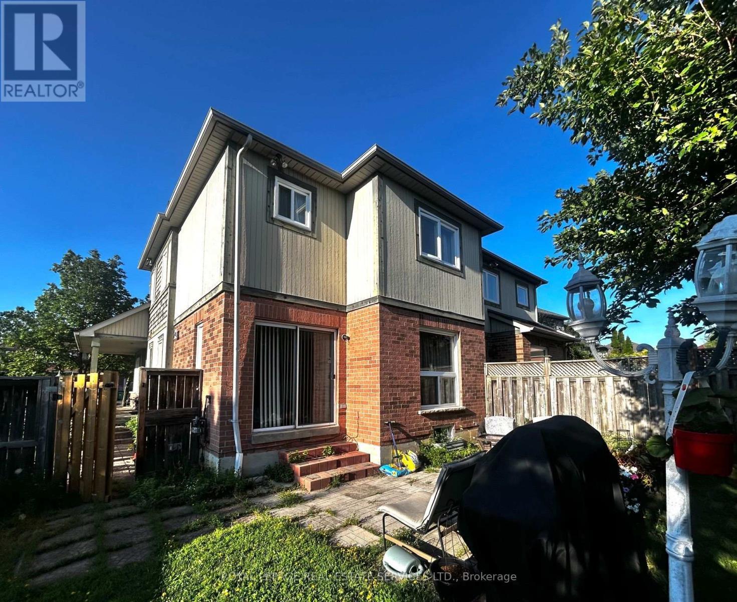 5252 Bushelgrove Circle, Mississauga, ON - Outdoor