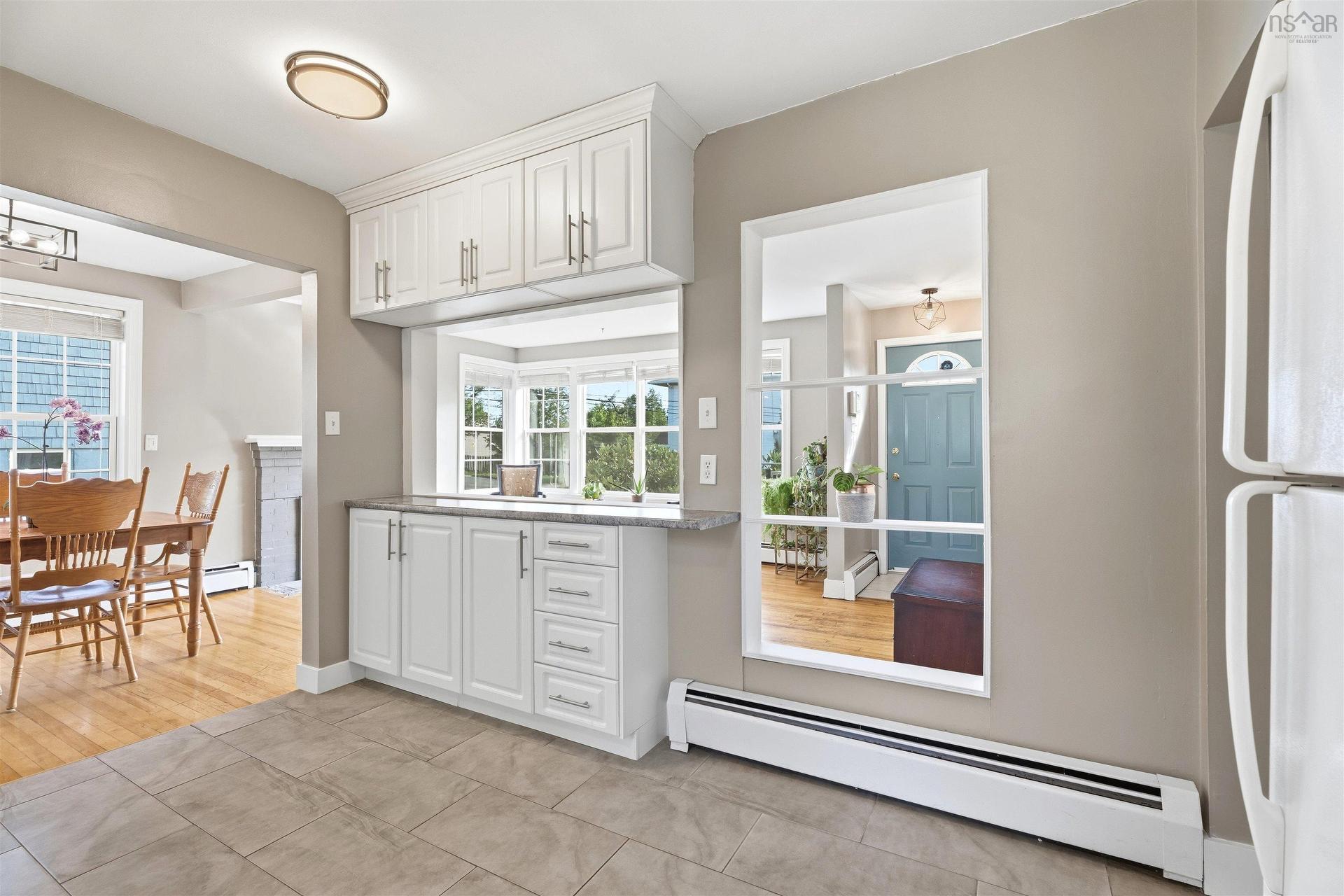 42 Birch Street, Halifax, NS - Indoor