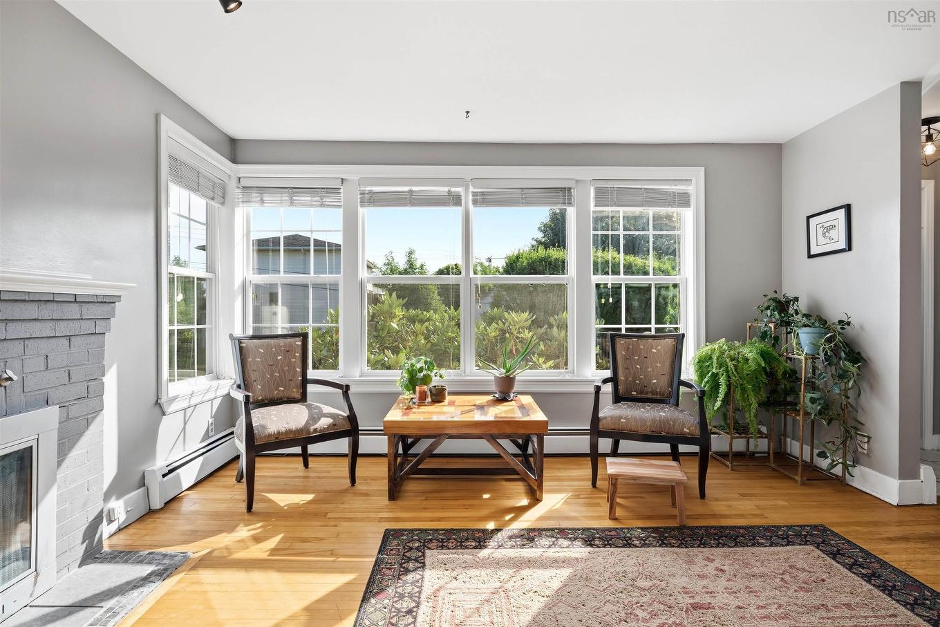 42 Birch Street, Halifax, NS - Indoor Photo Showing Living Room