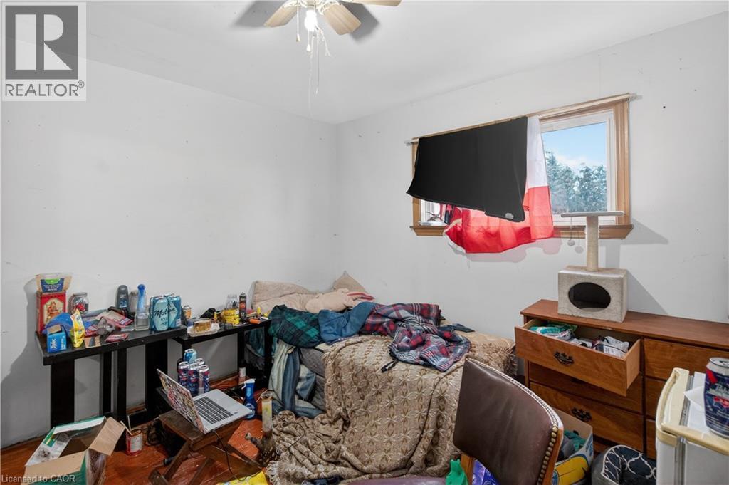 312 East 12Th Street, Hamilton, ON - Indoor