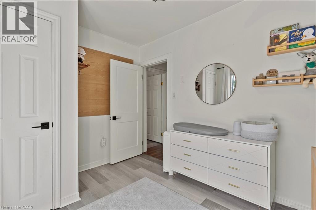 38 Alexandra Boulevard, St. Catharines, ON - Indoor