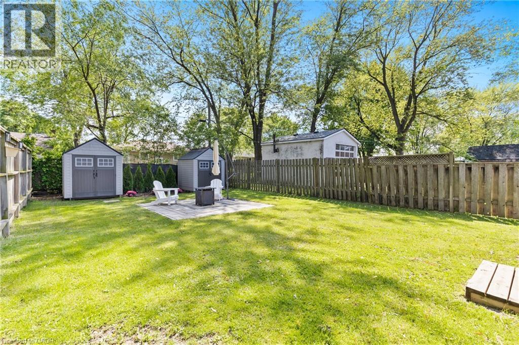 38 Alexandra Boulevard, St. Catharines, ON - Outdoor With Backyard